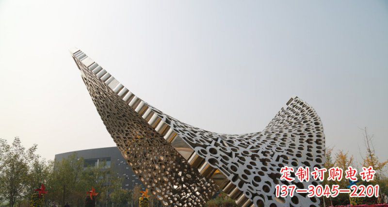 宁波不锈钢字母雕塑——点缀美丽的空间