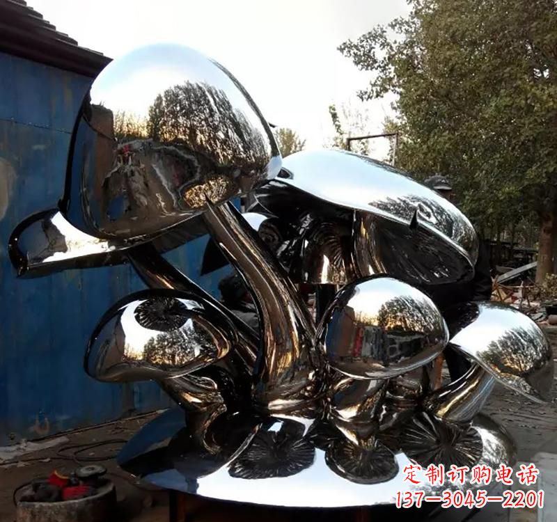 宁波不锈钢蘑菇雕塑给空间增添活力