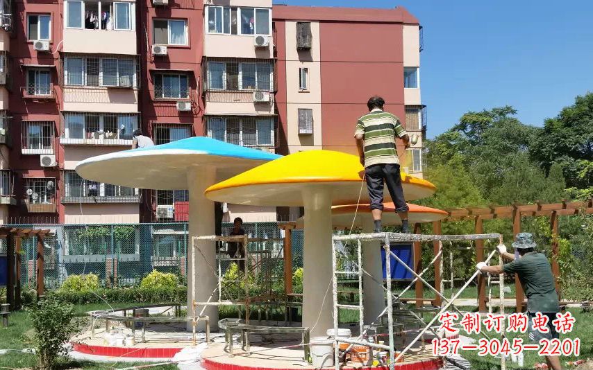 宁波不锈钢蘑菇凉亭——精美雕塑点缀绿意