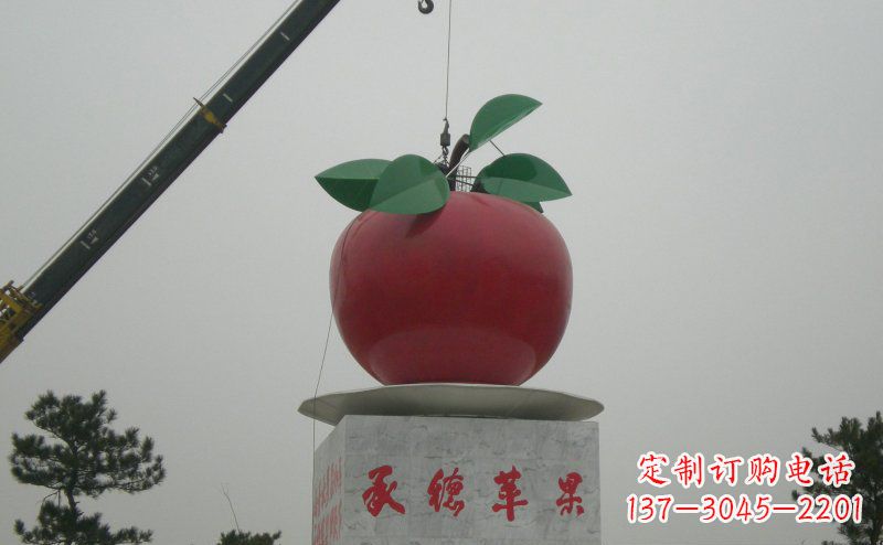 宁波精致不锈钢苹果雕塑