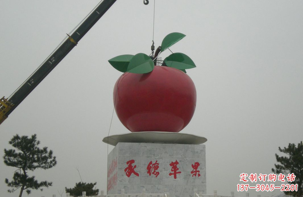 宁波不锈钢苹果雕塑精美绝伦的艺术杰作