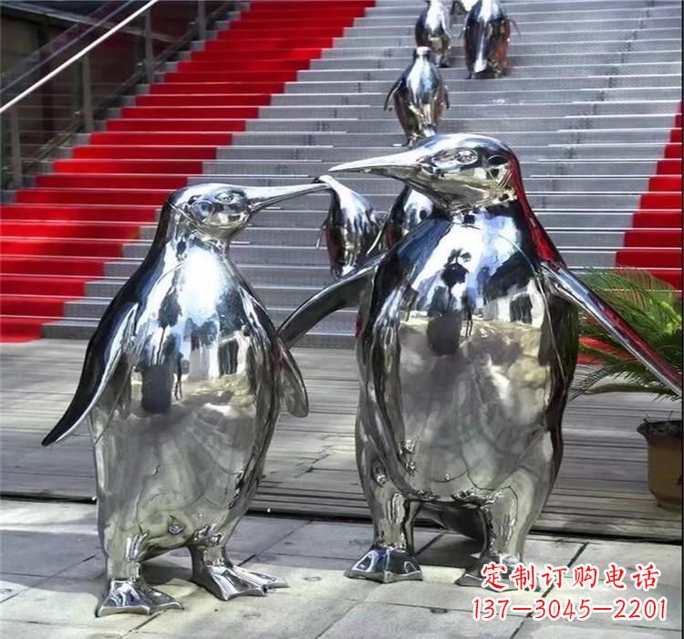 宁波不锈钢企鹅雕塑海洋生物的艺术表现