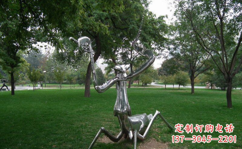 宁波不锈钢螳螂古朴雅致的雕塑