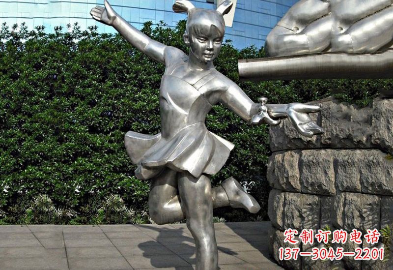 宁波不锈钢踢毽子的小女孩雕塑