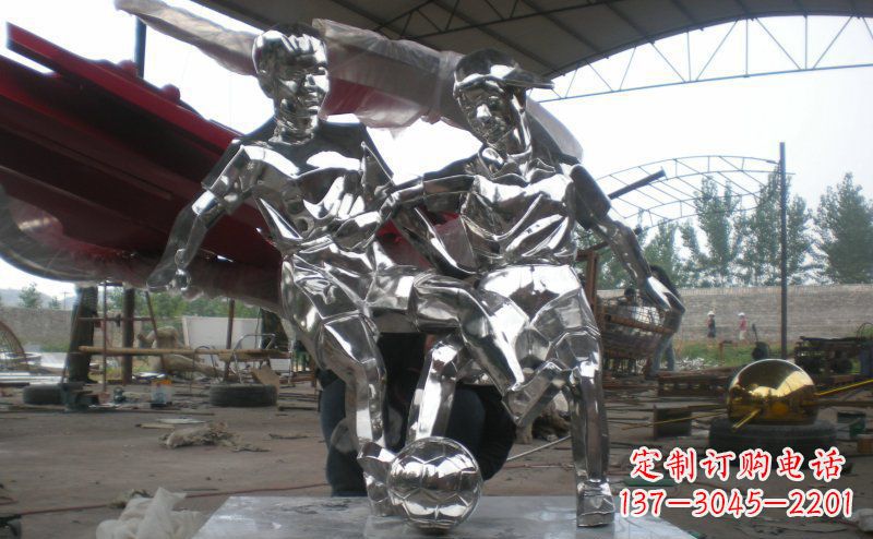 宁波不锈钢踢足球雕塑 (2)