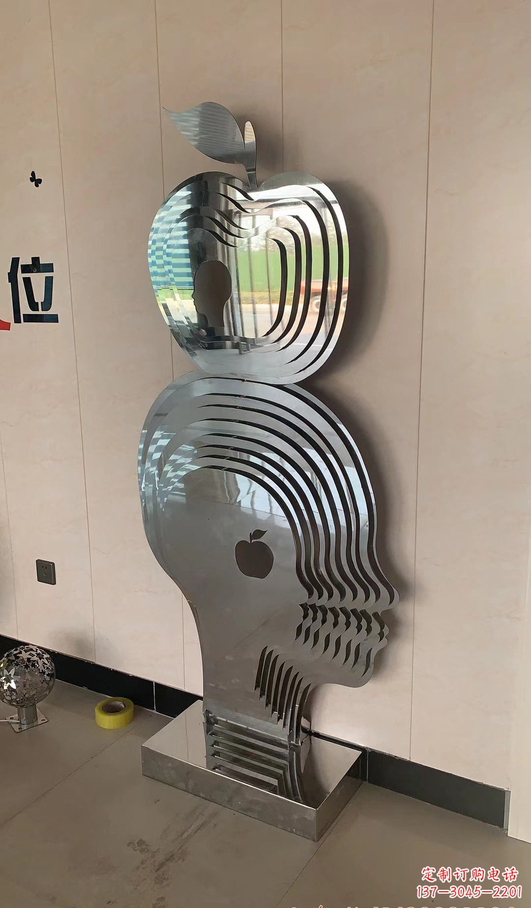 宁波精美不锈钢苹果雕塑