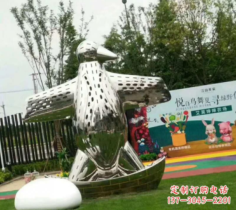 宁波不锈钢现代企鹅雕塑
