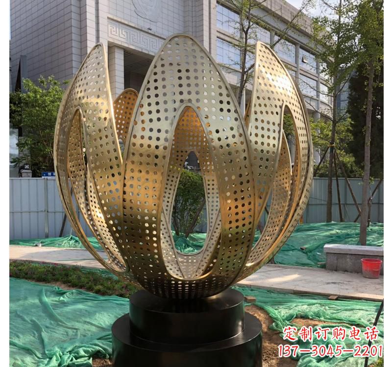 宁波不锈钢拱门雕塑以艺术之美装点园林