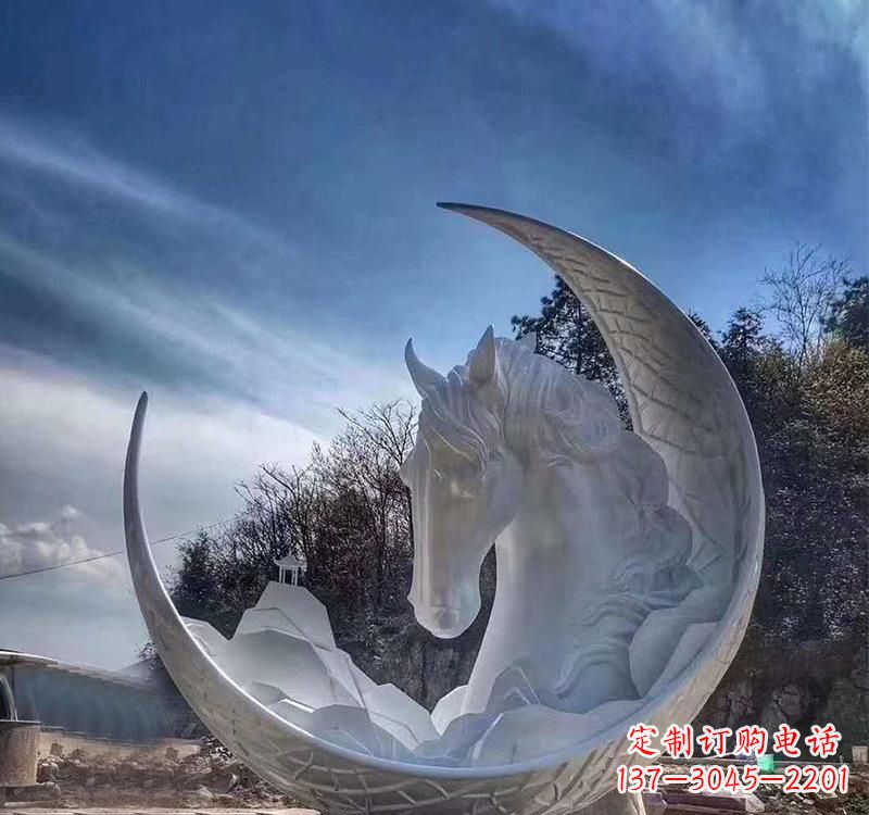 宁波月亮的美丽缠绕——不锈钢月亮马雕塑