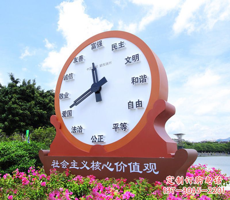 宁波价值观雕塑以不锈钢钟表为蓝本