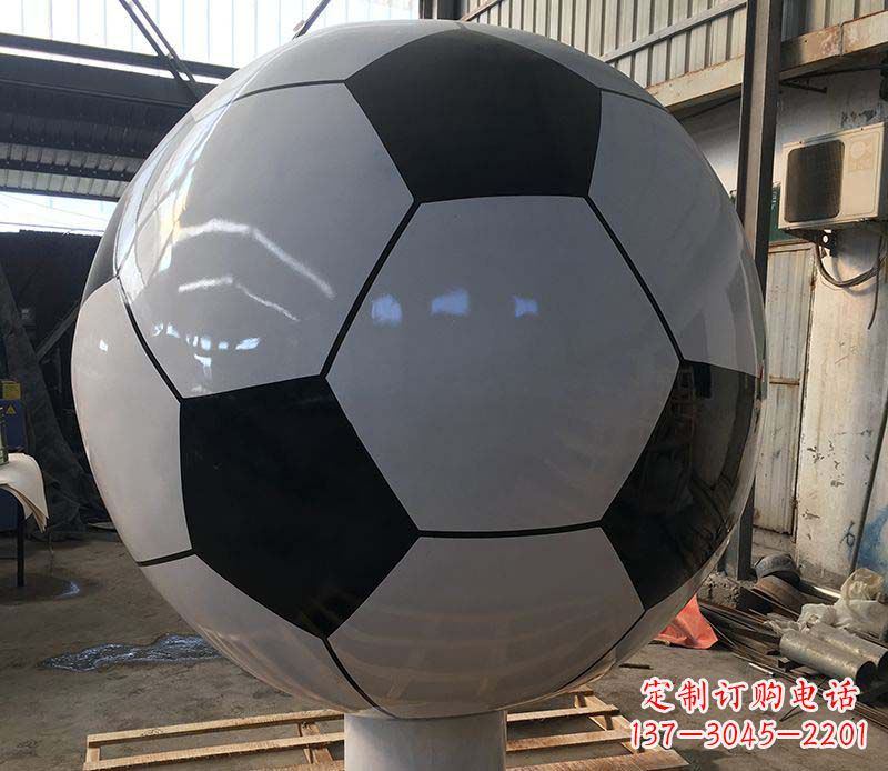 宁波不锈钢足球雕塑精美的艺术品