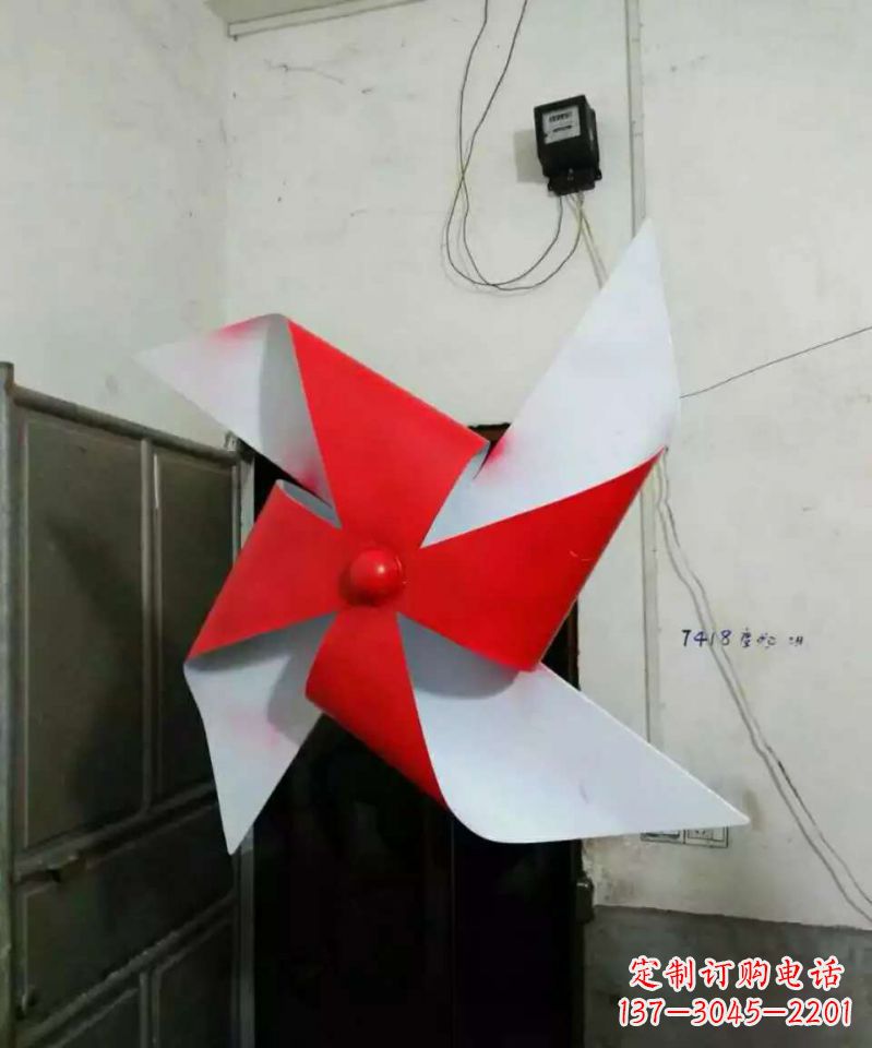 宁波彩色不锈钢风车雕塑色彩缤纷的艺术瑰宝