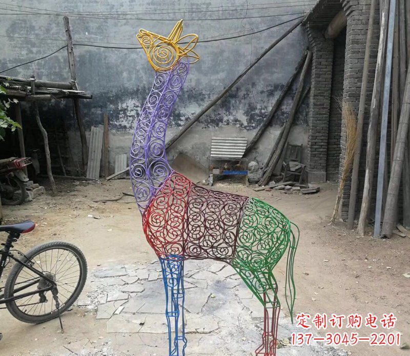 宁波彩色不锈钢镂空梅花鹿雕塑——精美艺术品
