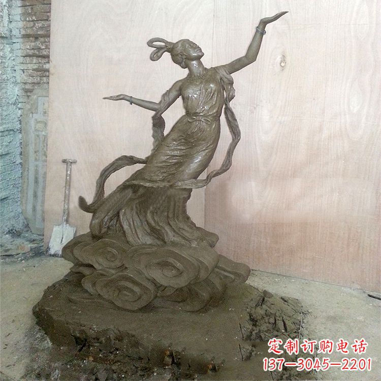 宁波“传说中的嫦娥——嫦娥雕塑”