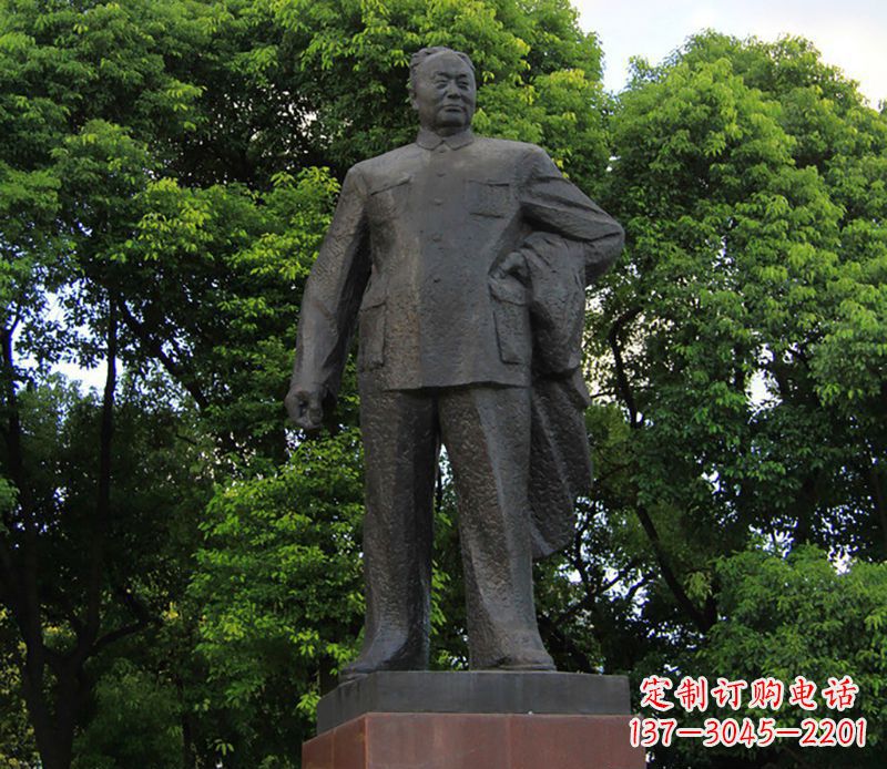 宁波陈毅元帅铜雕荣耀中国历史的传承