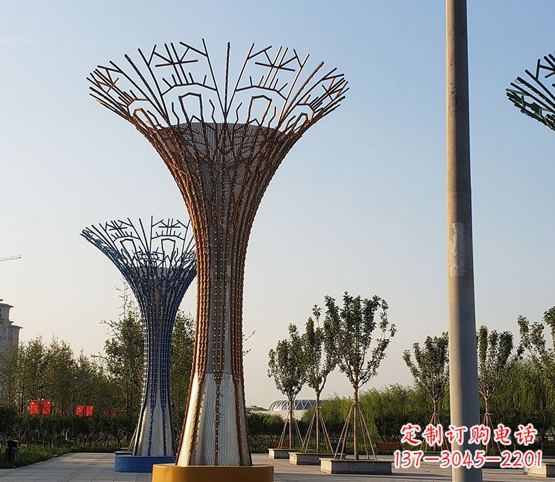 宁波城市景观的点缀——不锈钢树叶雕塑