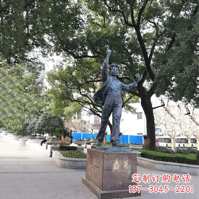 宁波聂耳传奇一座铜雕的赞歌
