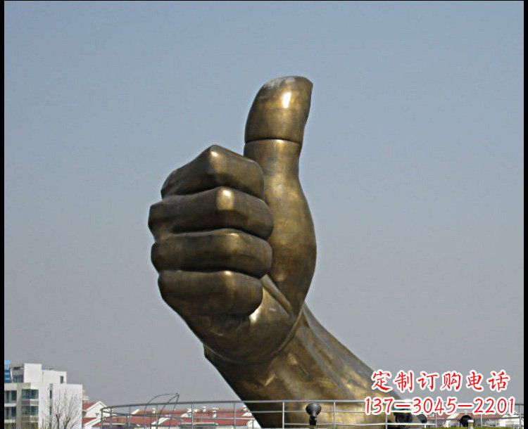 宁波城市景观大拇指铜雕