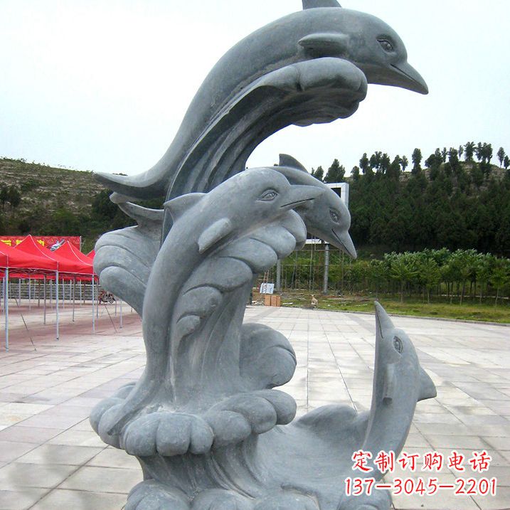 宁波海豚雕塑凝聚着美丽与动感