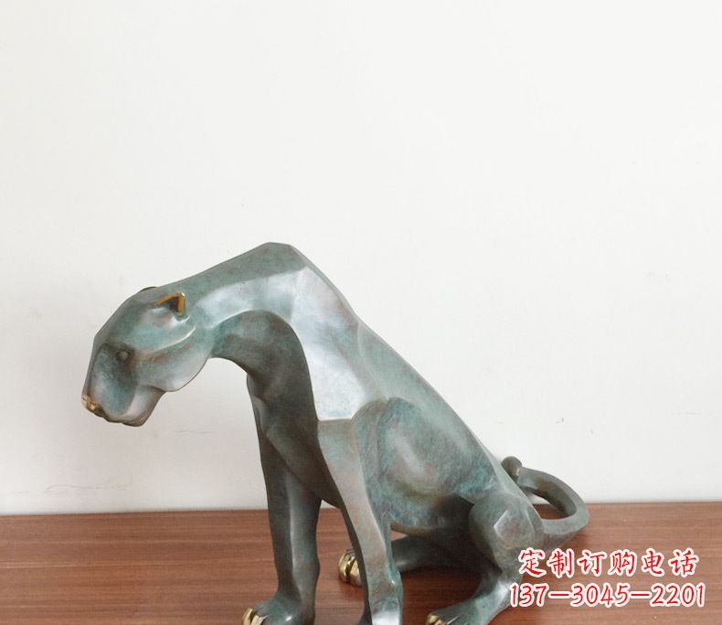 宁波抽象豹子动物铜雕