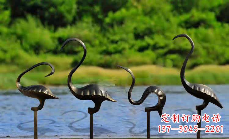 宁波细节雕琢，让仙鹤雕塑活灵活现