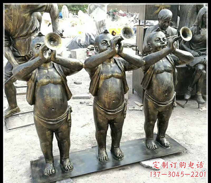 宁波吹唢呐的儿童铜雕