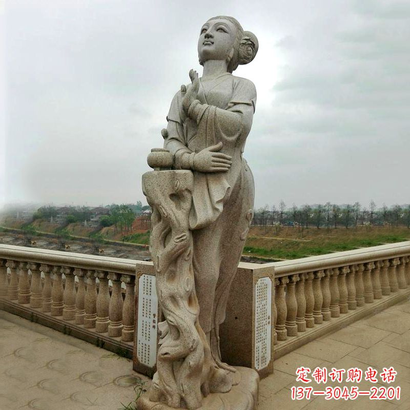 宁波公园广场的貂蝉雕塑古代四大美女之一