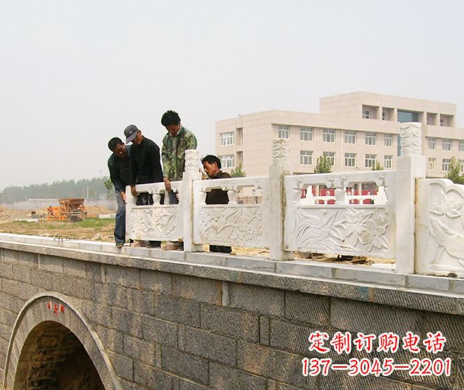 宁波大理石拱桥石雕栏板