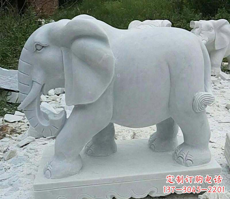 宁波精雕细琢的大理石大象雕塑