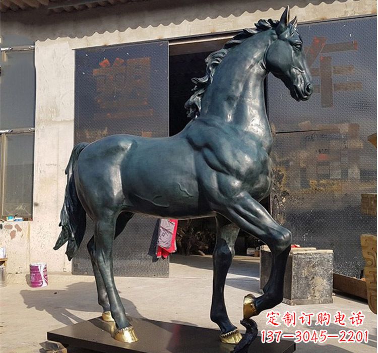 宁波独特优雅的大型铸铜马雕塑