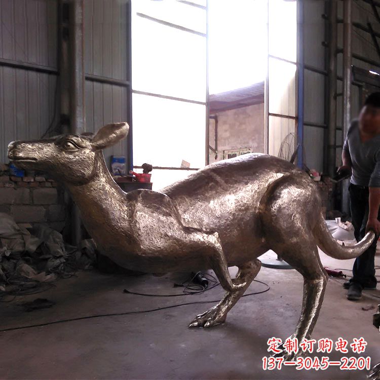 宁波袋鼠纯铜雕塑