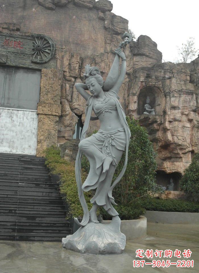 宁波琵琶飞天人物石雕