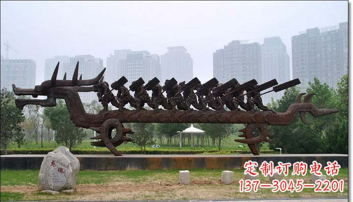 宁波锻铜赛龙舟雕塑