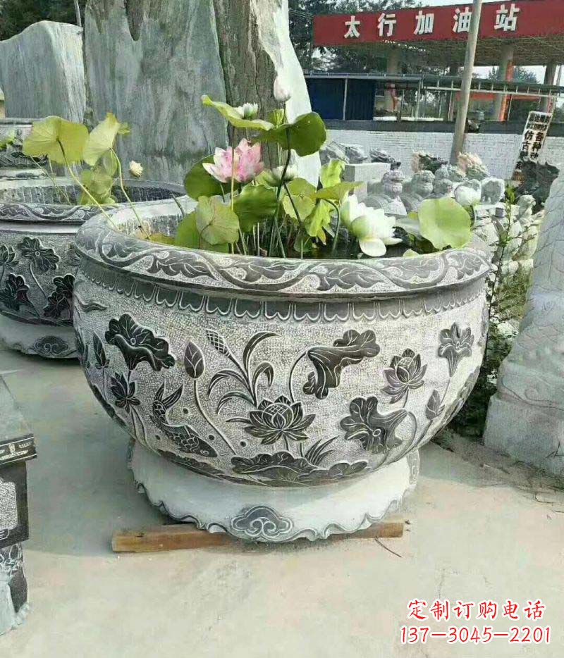 宁波仿古石雕荷花水缸——精美的艺术品