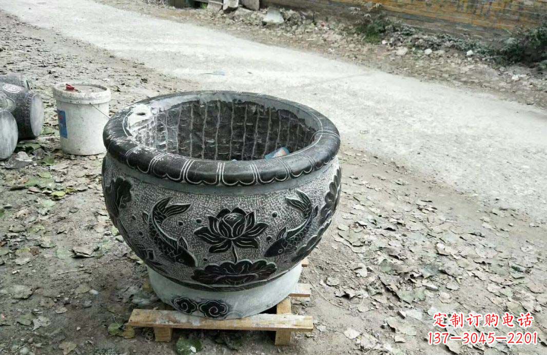 宁波高雅的仿古圆形水缸石雕