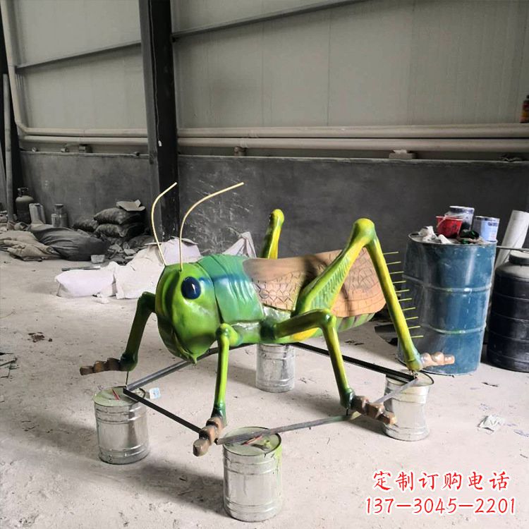 宁波精致玻璃钢蝗虫雕塑