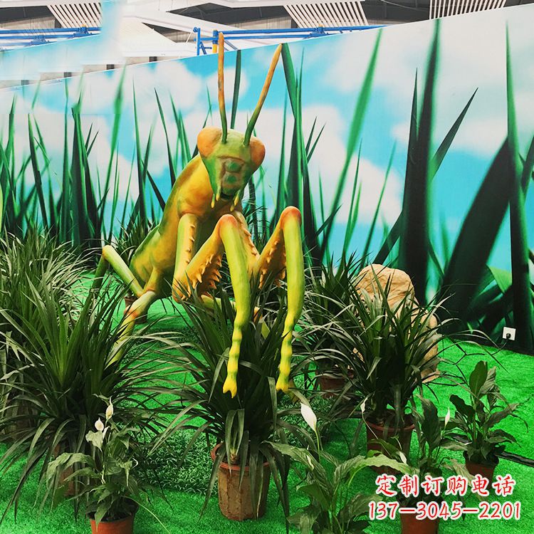 宁波优雅螳螂玻璃钢雕塑