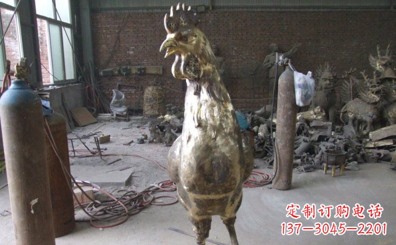 宁波雕刻公鸡铜雕,铸就艺术之美