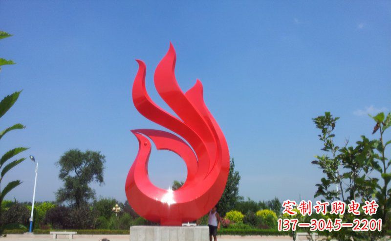 宁波艺术荟萃的凤凰雕塑