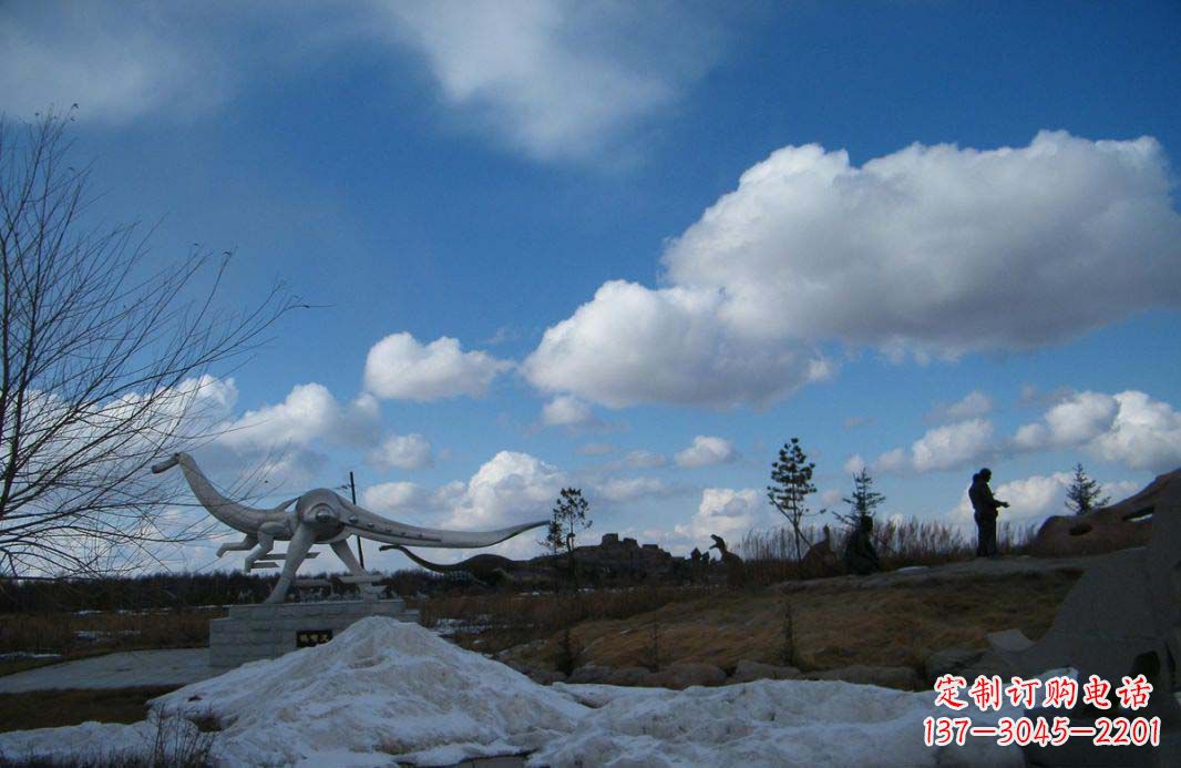 宁波非凡巨兽——不锈钢抽象恐龙雕塑
