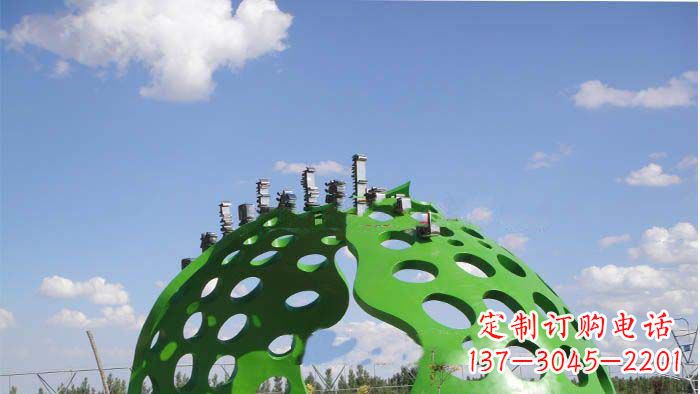 宁波约克公园不锈钢镂空半圆拱门雕塑