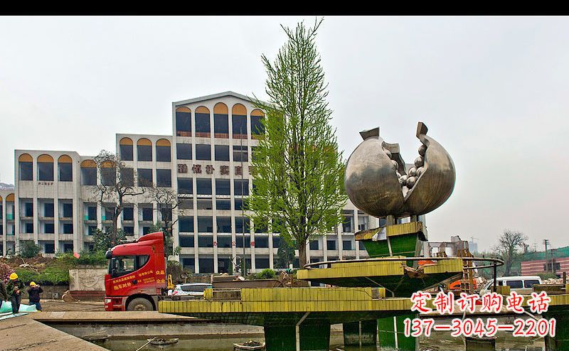 宁波精美不锈钢石榴景观雕塑