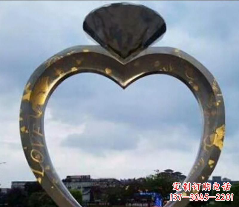 宁波不锈钢大型钻石戒指景观雕塑