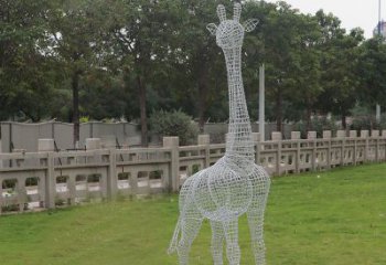 宁波浪漫活力·不锈钢镂空长颈鹿雕塑