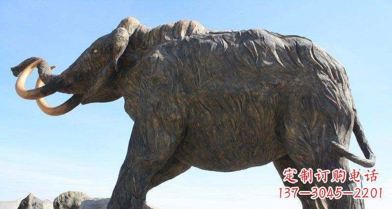 宁波公园抽象大象动物铜雕