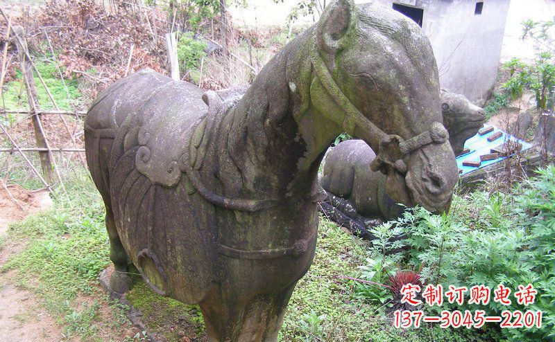 宁波公园抽象马动物铜雕