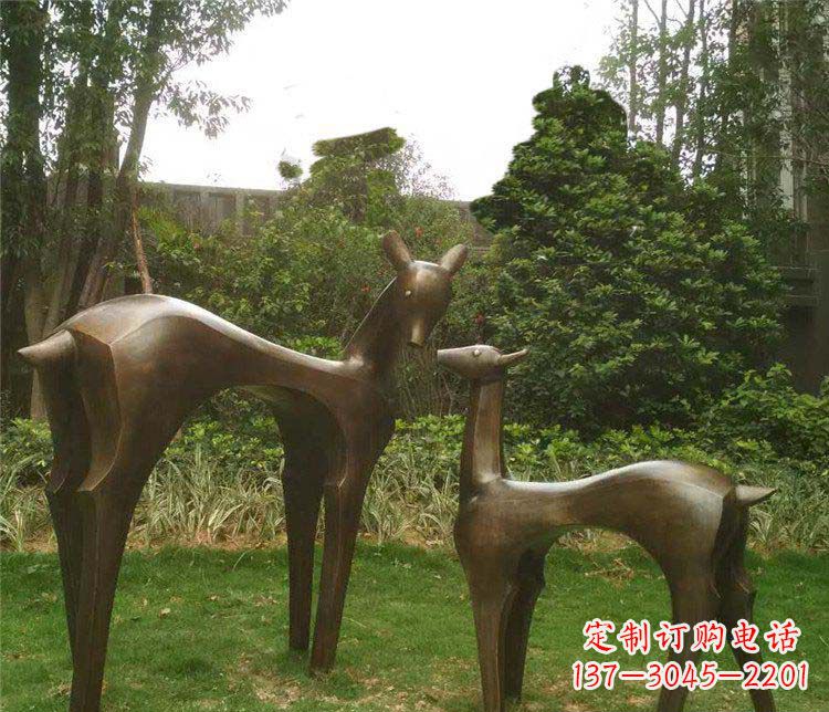 宁波高贵优雅的母子鹿铜雕