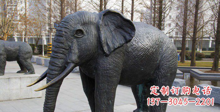 宁波公园大象动物雕塑