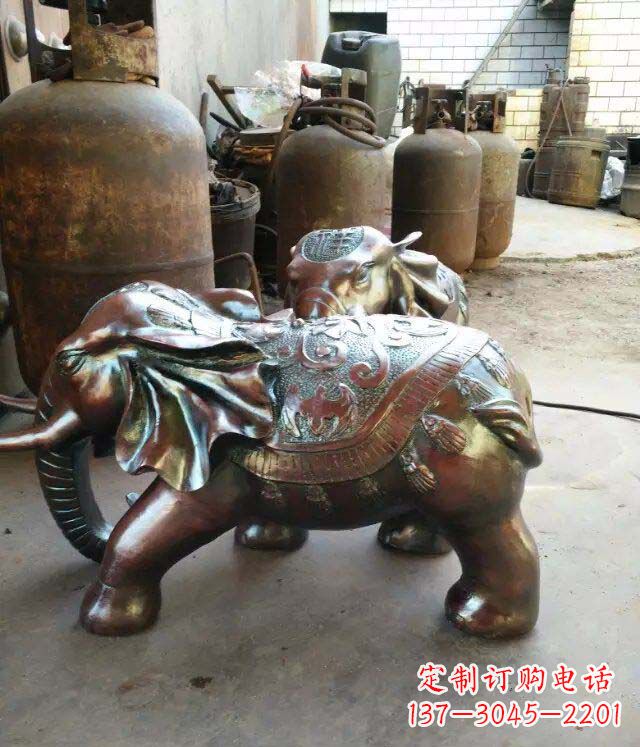 宁波 精美的铜质大象招财雕塑