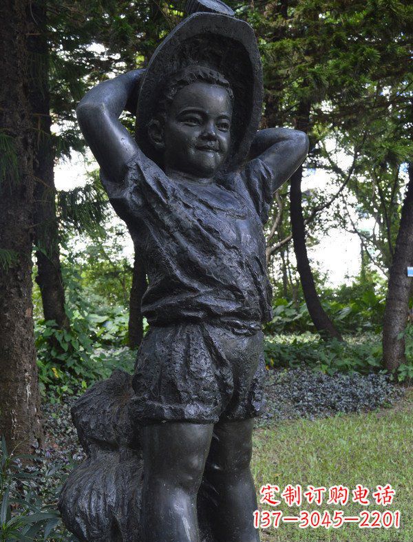 宁波优雅童子·少年戴草帽铜雕